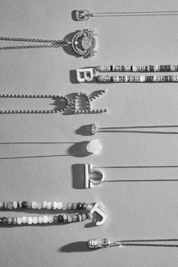 BaubleBar Digital Content